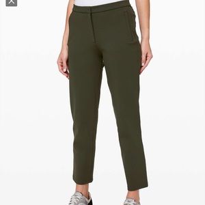 Lululemon On the Move Pant 28”